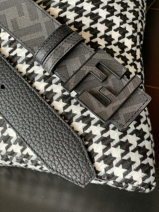 FENDI （芬迪）家族迎来新一季男士 商品图5