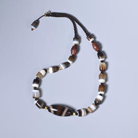 西亚高古缠丝玛瑙项链