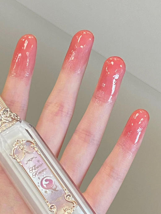 临期清！日期26年3月！花知晓月光人鱼系列宝石唇釉热卖色ge03/ge07 商品图3