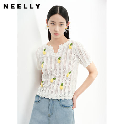 NEELLY纳俪商场同款夏季趣味菠萝刺绣针织衫女短袖镂空套头衫上衣N23053A01167 商品图0