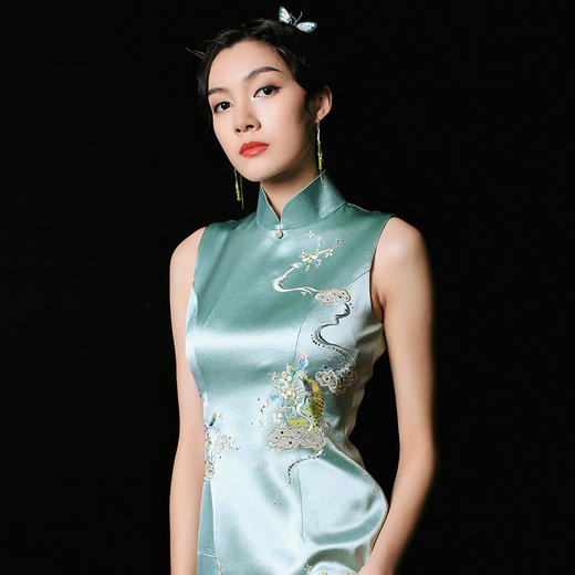 荷言HEYEN兔爰手推绣手工旗袍高级定制时装周大秀 商品图1