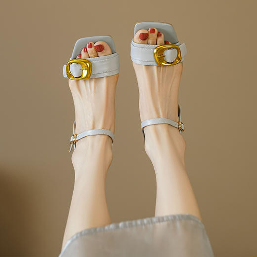 简约百搭，软舒羊皮一字带露趾凉鞋LCC-C9198 商品图8