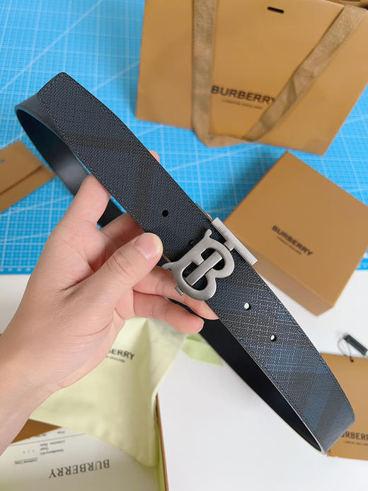 《Burberry》博柏利腰带 双面可用 商品图1