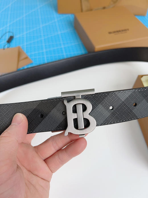 《Burberry》博柏利腰带 双面可用 商品图2