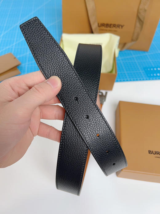 《Burberry》博柏利 双面使用 商品图4