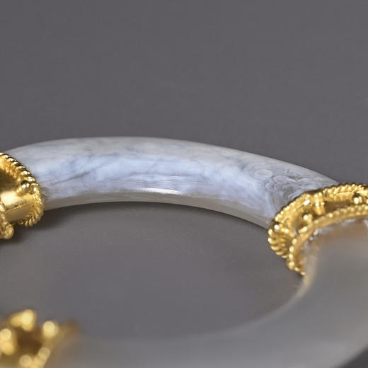 商代奶油皮玛瑙环项坠 商品图7