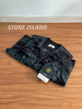 战术背心Supreme SS19 x Stone Island Camo Cargo Vest 石头岛联名款多口袋工装风战术拉链背心