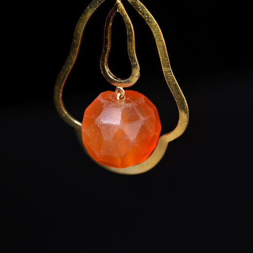 清代磨面红玛瑙珠“锦绣”耳环 商品图4