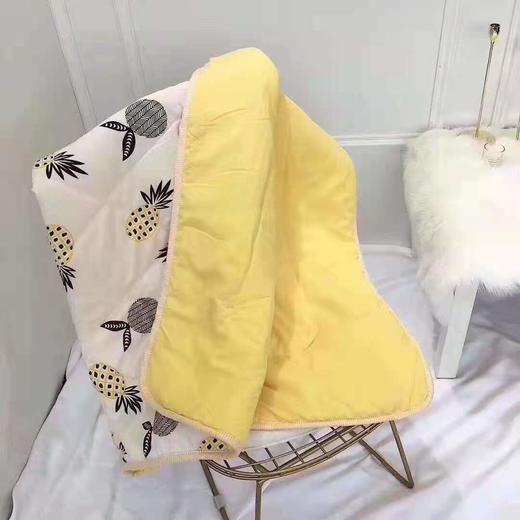 【细腻亲肤！儿童驱蚊夏凉被】水洗棉羽丝绒纤维，慵懒的轻柔，可水洗机洗，保暖舒适，1件=沙发毯+垫被+汽车毯+推车毯！宝宝小被子幼儿园午睡儿童空调被，开学季常备 商品图4
