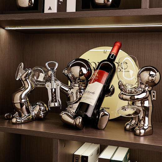 【家居饰品】-创意宇航员红酒架酒柜装饰 商品图3