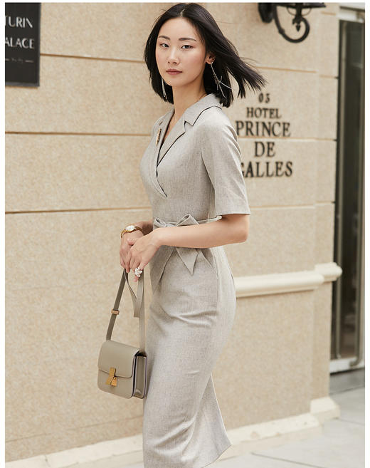 “燕麦奶咖”J7481672T2X5颈袖添香春季气质女神范收腰西装裙职场装连衣裙女西服裙 商品图1