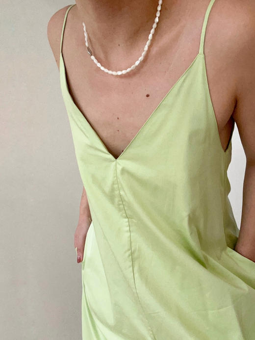 Semplicita | F16 前V后U吊带连衣裙 [ 黑垂感 / 湖蓝棉麻 / 柠檬绿高支棉 ] 商品图2