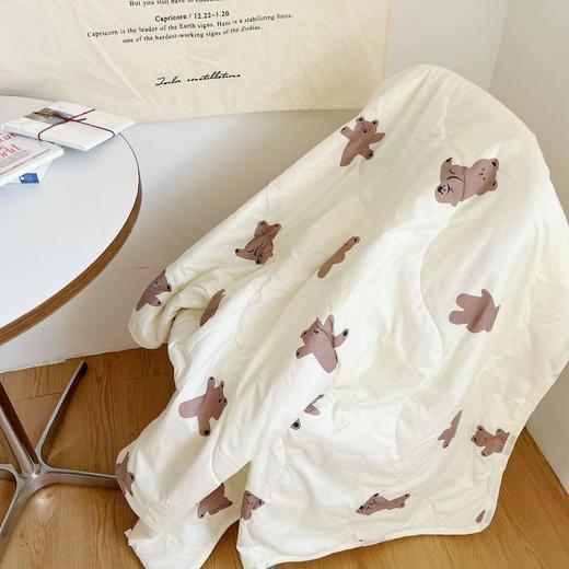 【细腻亲肤！儿童驱蚊夏凉被】水洗棉羽丝绒纤维，慵懒的轻柔，可水洗机洗，保暖舒适，1件=沙发毯+垫被+汽车毯+推车毯！宝宝小被子幼儿园午睡儿童空调被，开学季常备 商品图5