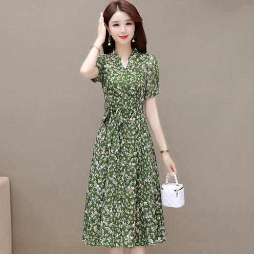DD-时尚绿色印花连衣裙2023年新款女装系带收腰裙中长款短袖A字裙 商品图0