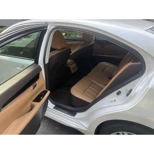 雷克萨斯 ES 200 精英版【长租-北京】 商品图6