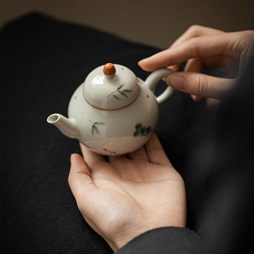 墨己 秘青釉手绘茶壶 文人家用泡茶手执壶 球孔过滤 陶瓷 商品图0