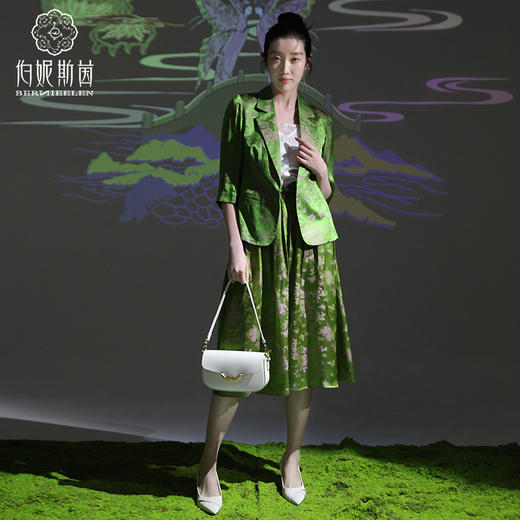 千年情话—梁祝草桥结拜青璨色牡丹提花纹半裙 2B40010 商品图4