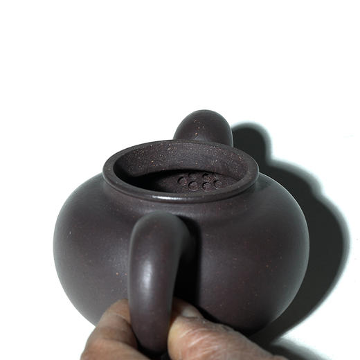 【敦厚稳重】锦壶御品 老紫泥 道洪壶 180cc 王春燕作品 礼盒装 商品图2