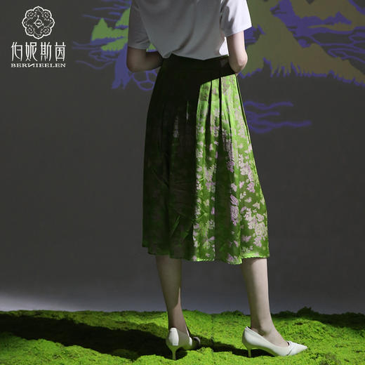 千年情话—梁祝草桥结拜青璨色牡丹提花纹半裙 2B40010 商品图3