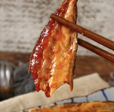 两个渔翁酥带鱼+酥鲅鱼组合（茄汁酥带鱼200g/袋*2、茄汁酥鲅鱼200g/袋*2） 商品图1