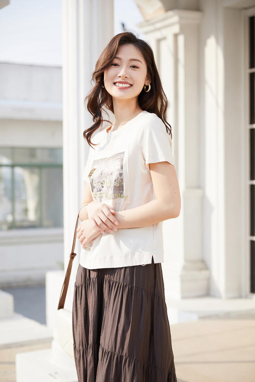 奇威 象牙白印花图案T恤0DB00206 商品图7