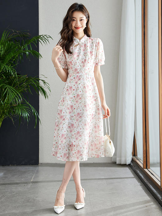 【专属特价】熙世界新中式连衣裙女2025夏装新款时尚浪漫复古国风改良旗袍裙子 商品图0
