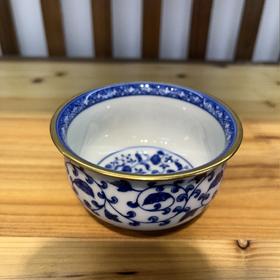 B-WST-6007 万山堂 缠枝压手杯 青花鎏金