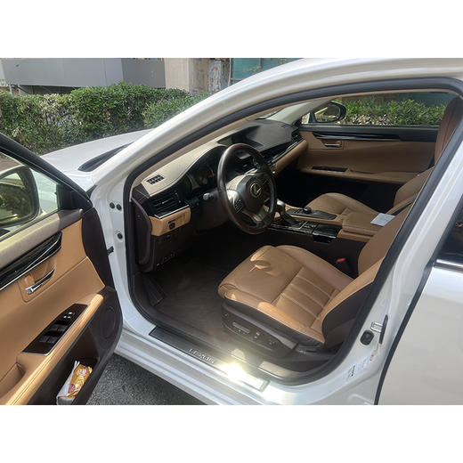 雷克萨斯 ES 200 精英版【长租-北京】 商品图3