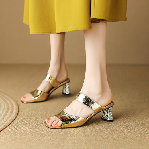 时尚个性，真皮亮面高跟凉拖LD-6368 商品图7