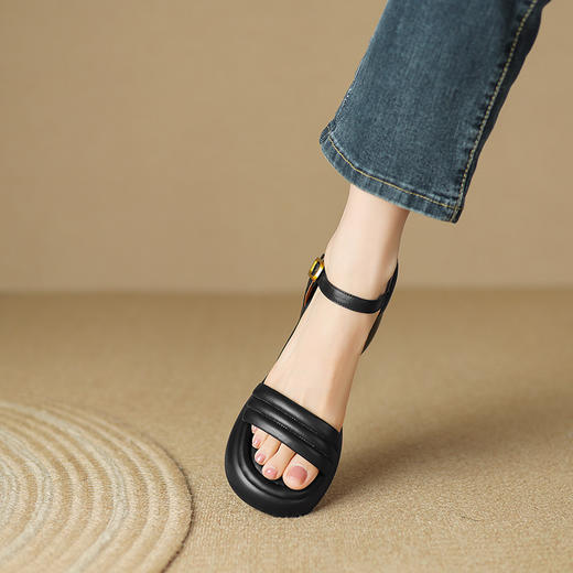 时尚潮流，真皮百搭高跟凉鞋LD-6366 商品图12