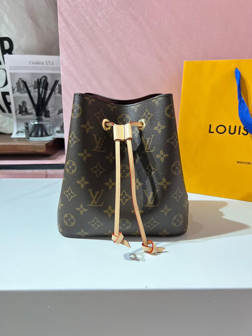 LV新款水桶包 商品图3