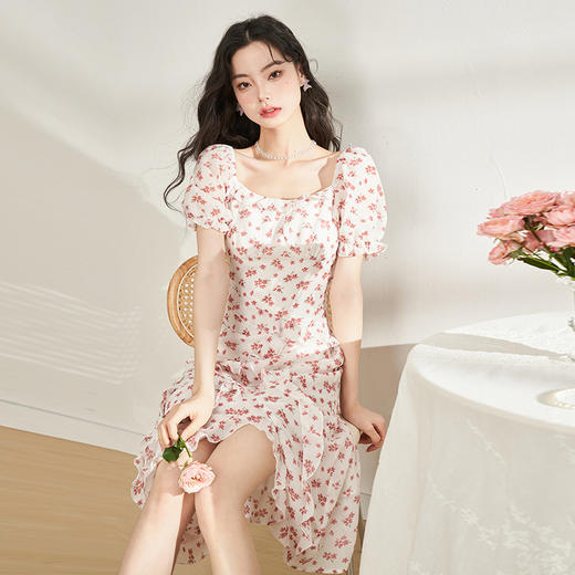 西遇法式碎花连衣裙女2023年夏季新款方领设计感不规则仙女长裙V0031438 商品图0