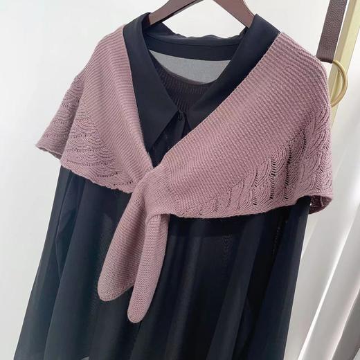 【甄珠贝】空调房御寒神器，羊毛混纺镂空小披肩【3个工作日】 商品图3