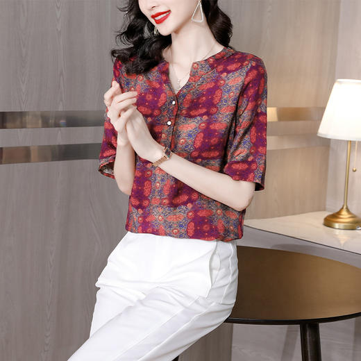 KQL-B39N4126V领印花衬衫女2023夏季新款印花中长款宽松遮肚子衬衣上衣 商品图4