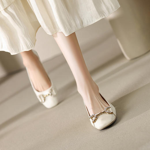 ZHR休闲方头豆豆鞋女2023新款配裙子夏季女鞋粗跟优雅通勤单鞋女 商品图5