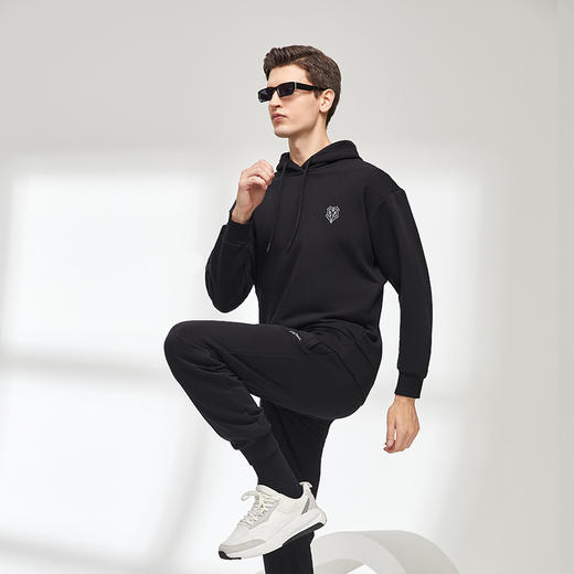 拇指白小T热力拒水动感带帽卫衣 商品图2