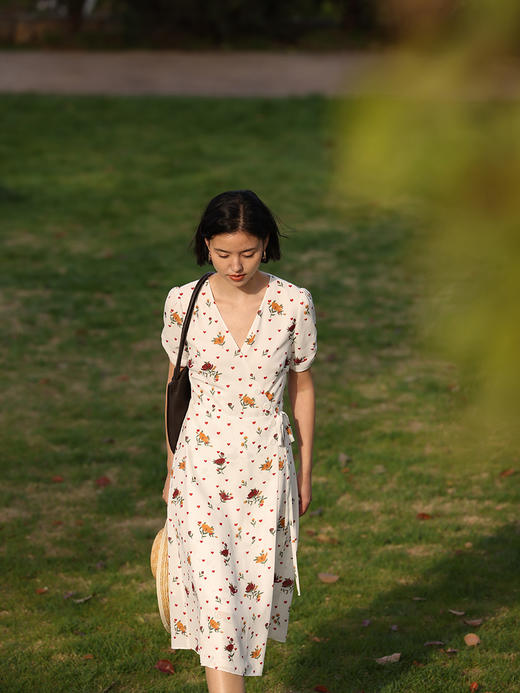 （小眠专属）HeyDress原创波斯菊印花裹身连衣裙女夏季收腰设计感气质碎花裙子 商品图3