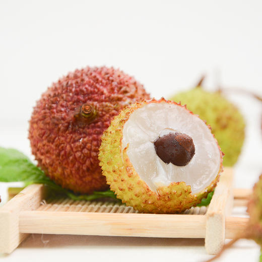 海南妃子笑荔枝   晶莹剔透 肉厚核小 酸甜嫩滑 商品图0