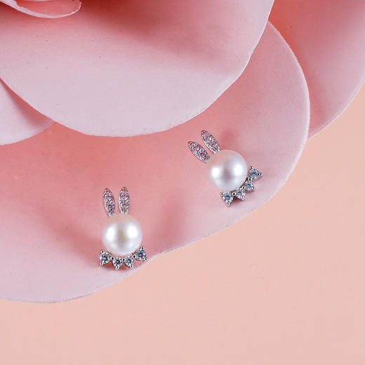 子佩集S925银珍珠耳钉【EM2024-XF】2305 商品图1