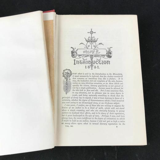 1871年 司各特《修道院长》 约6幅版画插图 漆布精装32开 商品图2