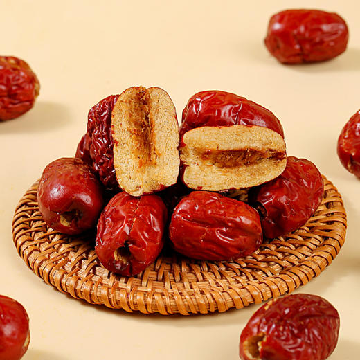 【杨博士甄选】新疆去核灰枣210g   无核更方便，小而甜，煮粥煲汤红枣 商品图3