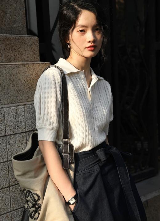 女反领露空上衣8665 商品图1