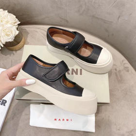 mari真皮大头休闲鞋