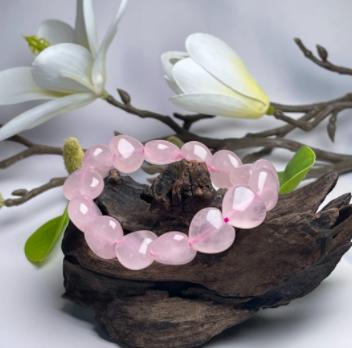 水晶爱心手串 商品图0