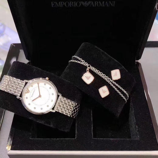 ¥1099直邮！Armani AR80023 阿玛尼手表礼盒⌚️表盘内11颗水晶镶嵌刻度 商品图2