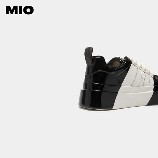 MIO米奥秋季百搭休闲鞋厚底圆头牛津鞋撞色真皮板鞋女 M234583921 商品图4