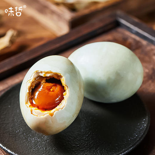味哲海鸭咸蛋（高端配方版），70克*20枚/盒（礼盒装），制蛋30年，匠心突破，甄选优质蛋源，咸度适中！更香更沙更好吃，更营养更健康！端午限定，精品礼盒！送礼更出众！ 商品图3