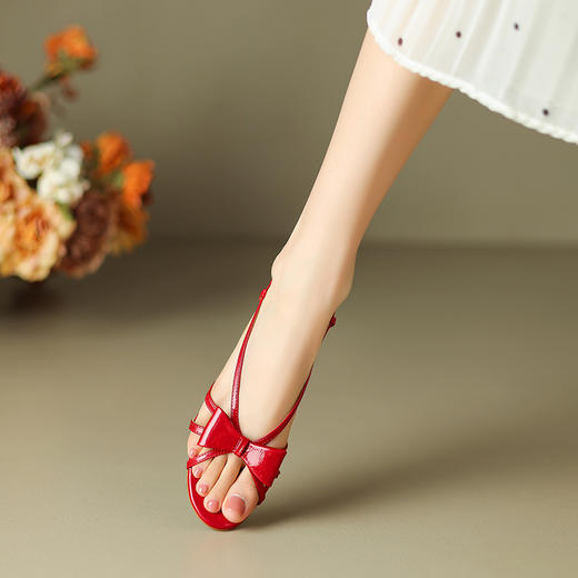 优雅百搭，真皮蝴蝶结粗跟凉鞋HB-Z515 商品图11
