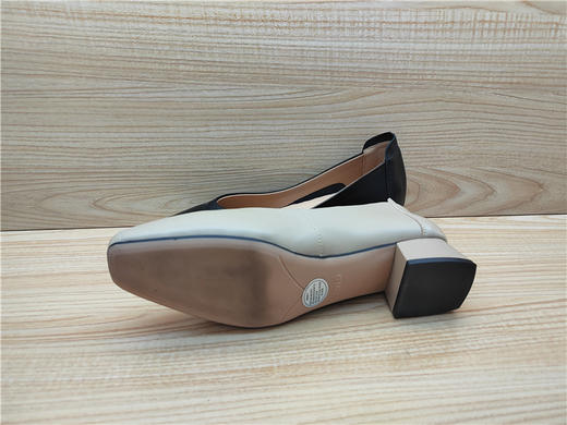 2022夏季新款豪行真皮舒适休闲女鞋22226075时尚浅口平底单鞋正品 商品图5