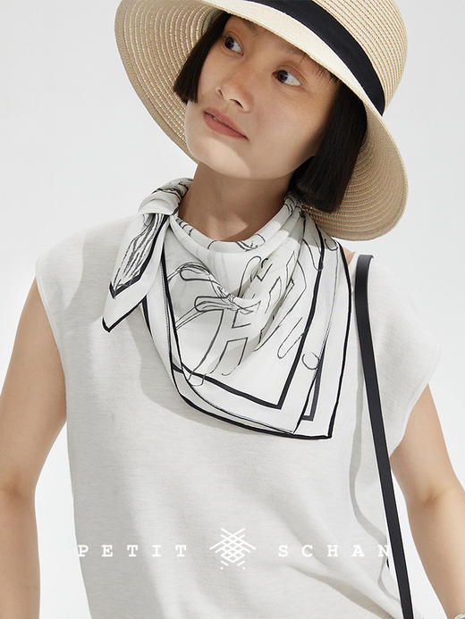 PETIT SCHAN 小闪 黑白印象 14姆米真丝双绉经典黑白六芒星花卉图案方形丝巾披肩 商品图0